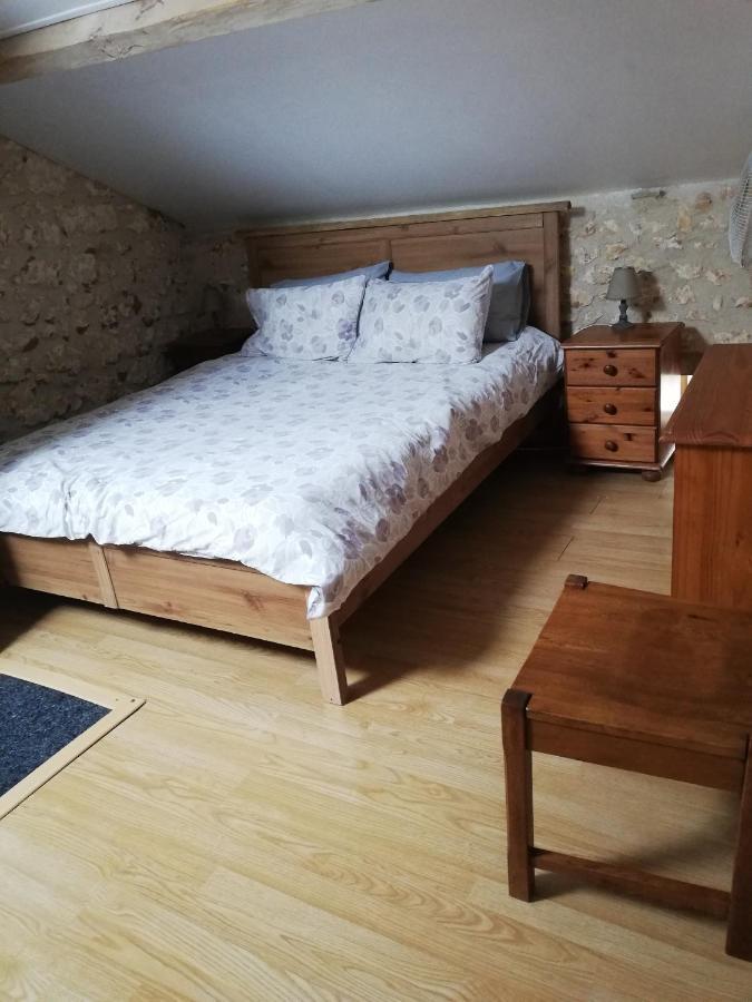 Apartment Le Buguet Saint-Antoine-Cumond Kültér fotó